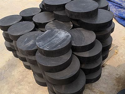 金平区板式橡胶支座由若干层橡胶片与薄钢板经加压硫化